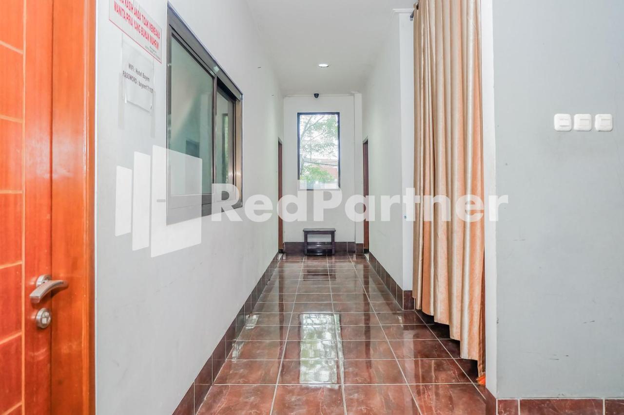 Oyo 2675 Sebelas Syariah Bandung