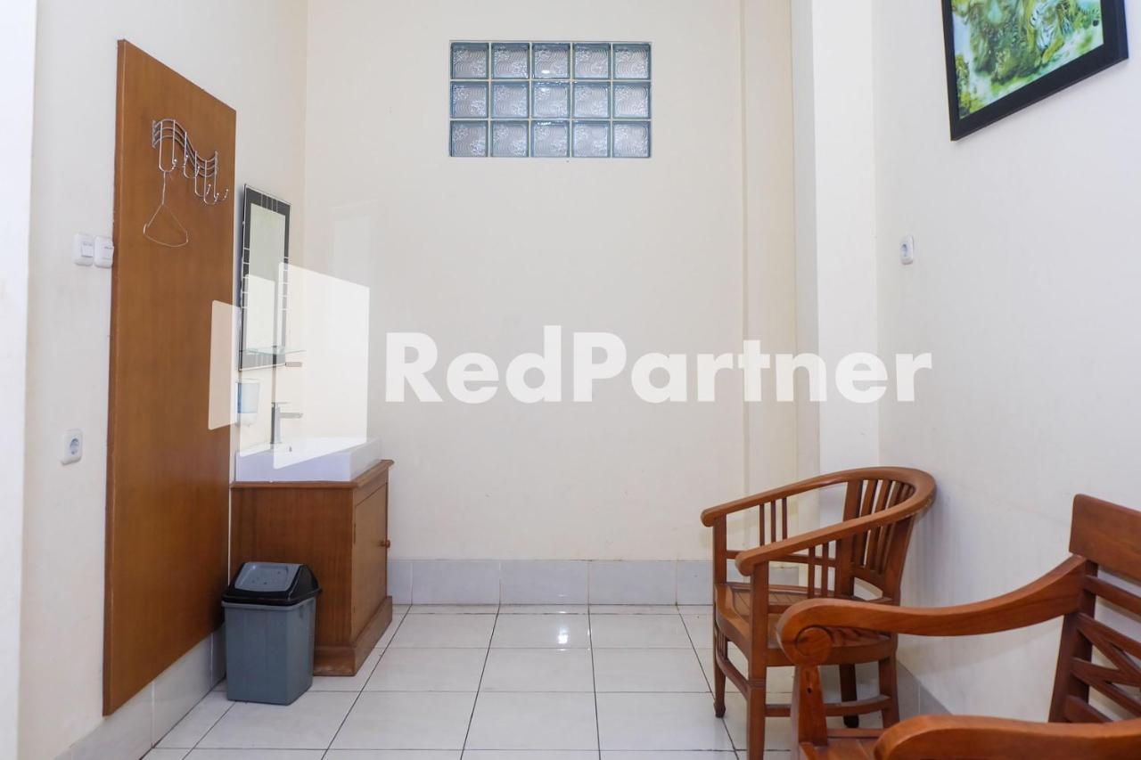 Hotel Oyo 2675 Sebelas Syariah Bandung