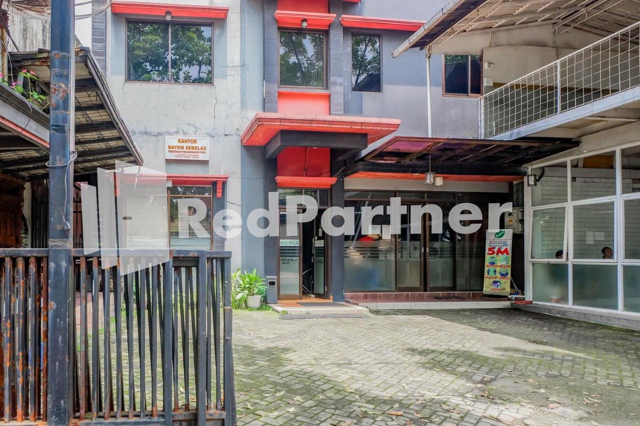 Oyo 2675 Sebelas Syariah Bandung